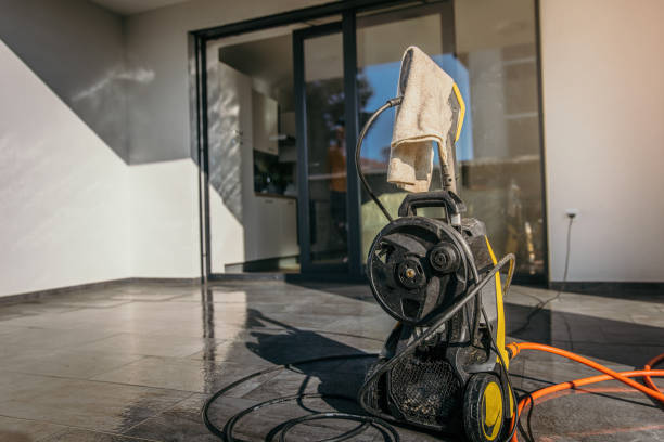 Best Gutter Cleaning  in Stockton, CA